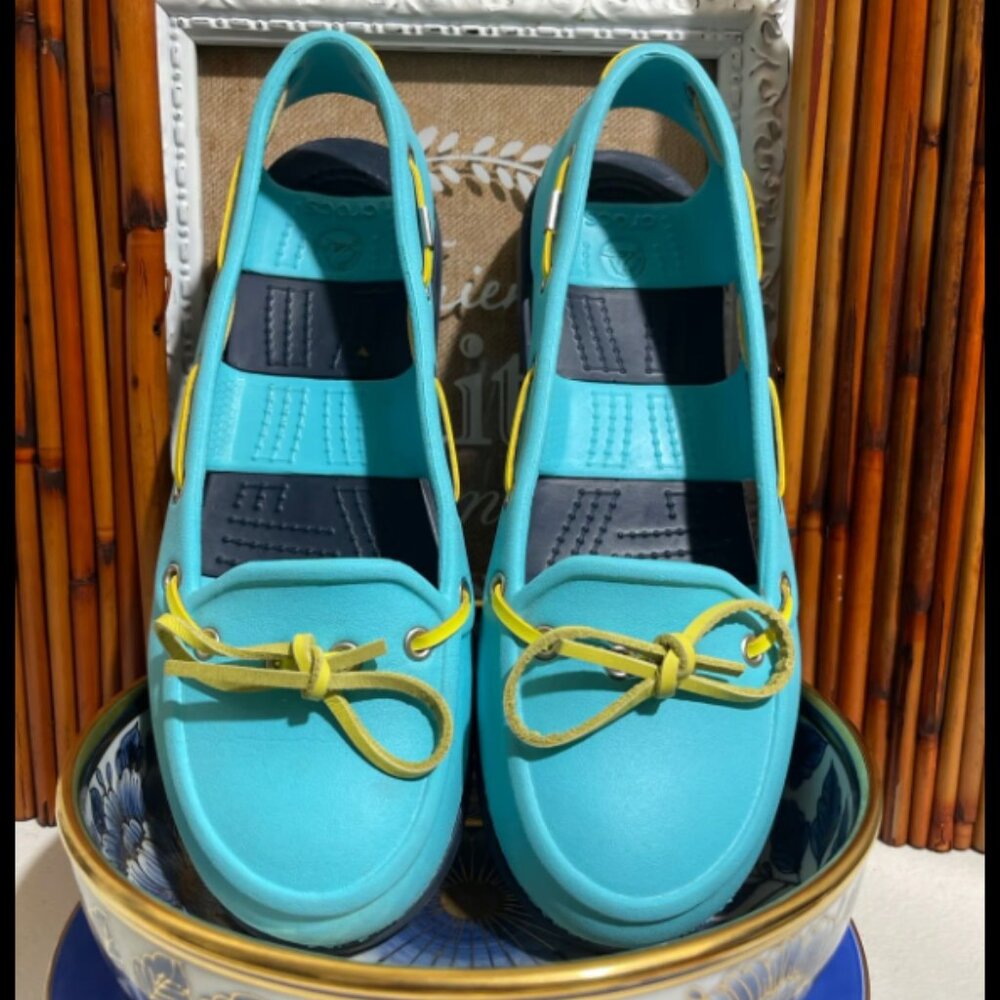Sailor sky & navy blue crocs - Picture 1 of 6